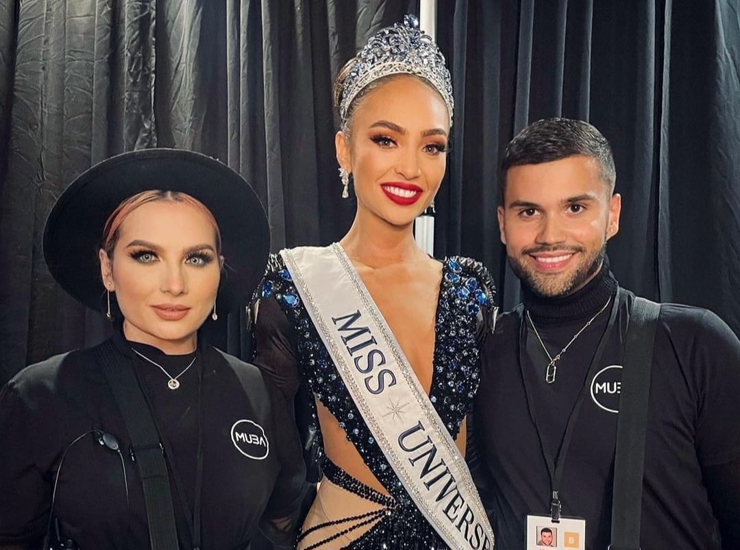 maquillista-salvadorena-asistio-a-la-ganadora-de-miss-universo-2022